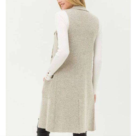 Love Tree Long Silhouette Sweater Vest Cardigan w/ Button Detail Size Medium - Picture 11 of 16